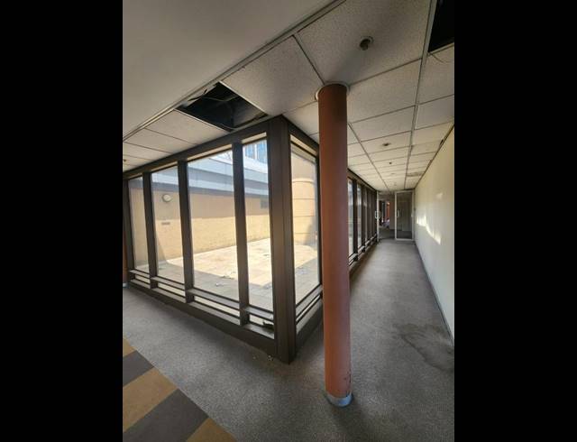 OFFICE FOR SALE IN SANDTON CENTRAL